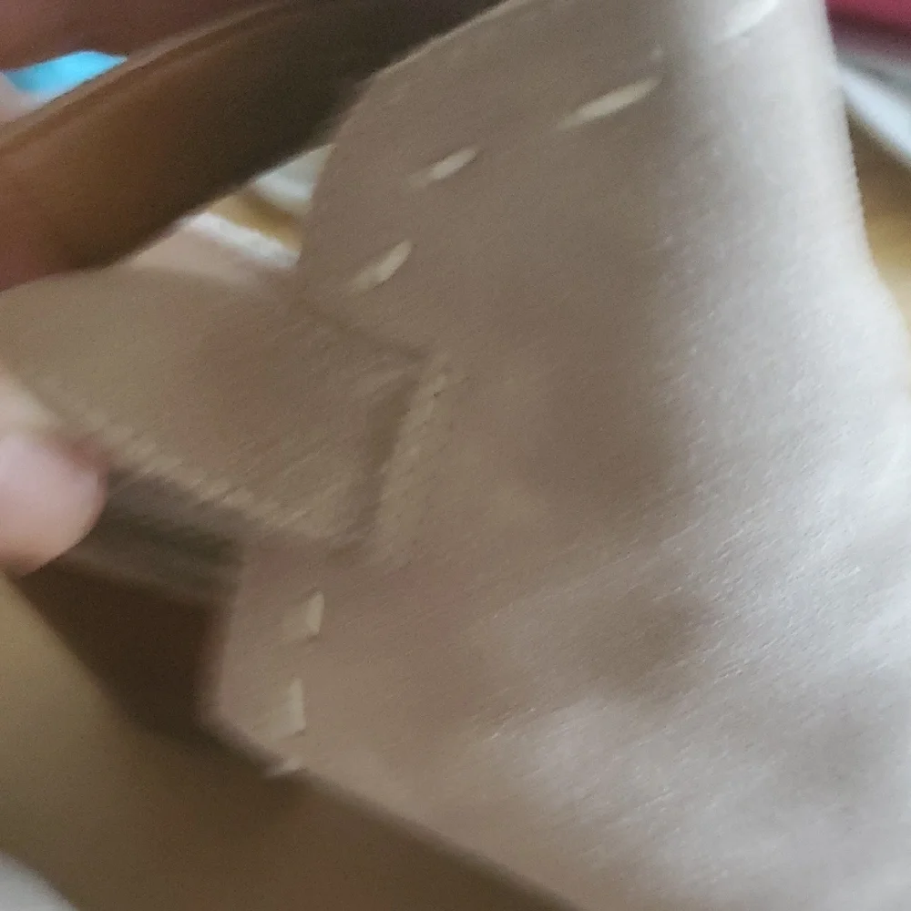 FRYE & CO Elegant Tan Women's Shoes - Picture 7 of 11